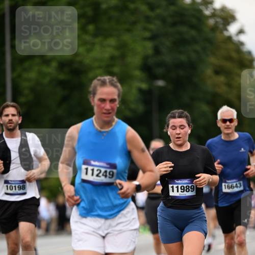 29.06.2025 - hella hamburg halbmarathon Dr. Thomas Lammeyer http://msf.ph/oto/8510217 29.06.2025 10:33:21 Kennedybrücke 1518, 1557, 2010, 3179, 3445, 3717, 4349, 4362, 4373, 4395, 5167, 5847, 6285, 6632, 7832, 8560, 9714, 10198, 11249, 11269 meine-sportfotos.de