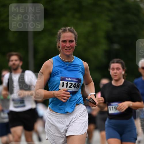 29.06.2025 - hella hamburg halbmarathon Dr. Thomas Lammeyer http://msf.ph/oto/8510227 29.06.2025 10:33:21 Kennedybrücke 1518, 1557, 2010, 3179, 3445, 3717, 4349, 4362, 4373, 4395, 5167, 5847, 6285, 6632, 7832, 8560, 9714, 10198, 11249, 11269 meine-sportfotos.de
