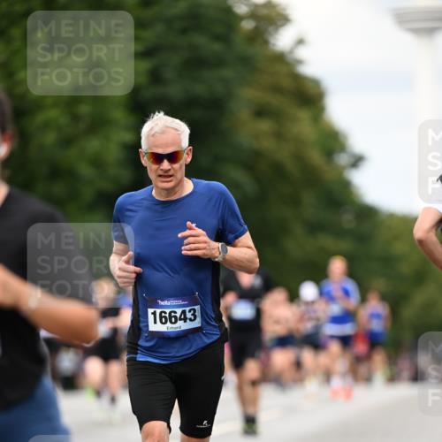 29.06.2025 - hella hamburg halbmarathon Dr. Thomas Lammeyer http://msf.ph/oto/8510249 29.06.2025 10:33:23 Kennedybrücke 1518, 1557, 2010, 3179, 3311, 3445, 3717, 4349, 4362, 4373, 4395, 5167, 5847, 6285, 6632, 7832, 8560, 9714, 10198, 11249, 11269 meine-sportfotos.de