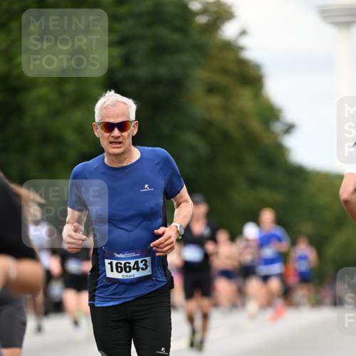 29.06.2025 - hella hamburg halbmarathon Dr. Thomas Lammeyer http://msf.ph/oto/8510254 29.06.2025 10:33:24 Kennedybrücke 1518, 1557, 2010, 3179, 3311, 3445, 3717, 4349, 4362, 4373, 4395, 5167, 5847, 6285, 6632, 7832, 8560, 9714, 10198, 11249, 11269 meine-sportfotos.de