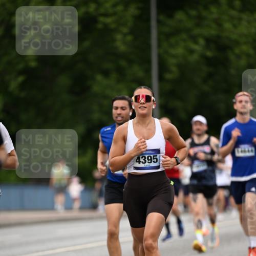 29.06.2025 - hella hamburg halbmarathon Dr. Thomas Lammeyer http://msf.ph/oto/8510324 29.06.2025 10:33:33 Kennedybrücke 1518, 1557, 1694, 2699, 3311, 3445, 3717, 4349, 4362, 4395, 4700, 5063, 5167, 5249, 5250, 6285, 6632, 7832, 8560, 9714, 10068, 10198, 11249, 11269, 11376 meine-sportfotos.de