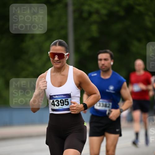 29.06.2025 - hella hamburg halbmarathon Dr. Thomas Lammeyer http://msf.ph/oto/8510343 29.06.2025 10:33:34 Kennedybrücke 1518, 1557, 1694, 2699, 3311, 3445, 3717, 4349, 4362, 4395, 4700, 5063, 5167, 5249, 5250, 6285, 6632, 7832, 8388, 8560, 9714, 10068, 10198, 11269, 11376 meine-sportfotos.de