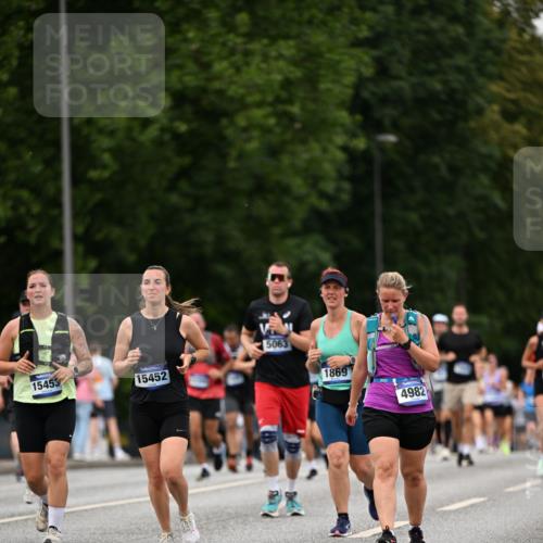 29.06.2025 - hella hamburg halbmarathon Dr. Thomas Lammeyer http://msf.ph/oto/8510458 29.06.2025 10:33:44 Kennedybrücke 1518, 1694, 1869, 2699, 3311, 3613, 4362, 4395, 4700, 4982, 5063, 5249, 5250, 5322, 8388, 8560, 10068, 10162, 11269, 11376 meine-sportfotos.de