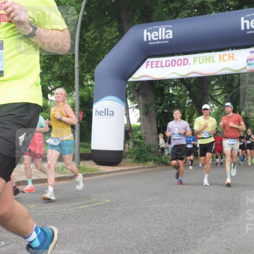 29.06.2025 - hella hamburg halbmarathon KatJ http://msf.ph/oto/8511906 29.06.2025 10:44:27 Zwischen KM18-KM19 1387, 2652, 2656, 3575, 4632, 5391, 6892, 7159 meine-sportfotos.de