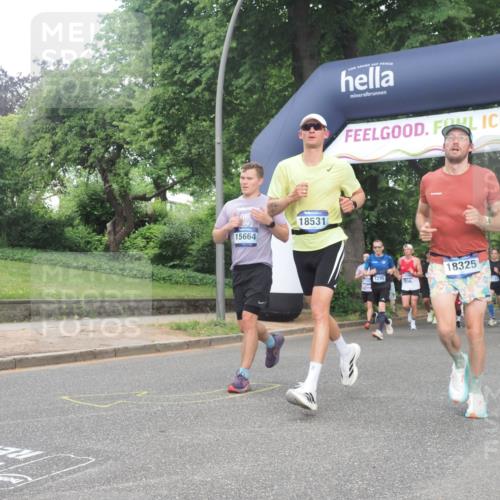 29.06.2025 - hella hamburg halbmarathon KatJ http://msf.ph/oto/8511955 29.06.2025 10:44:28 Zwischen KM18-KM19 1387, 2652, 2656, 3575, 4632, 5391, 6892, 7159 meine-sportfotos.de