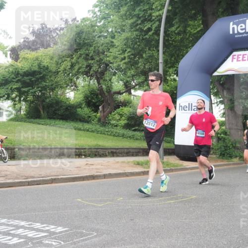 29.06.2025 - hella hamburg halbmarathon KatJ http://msf.ph/oto/8512112 29.06.2025 10:44:36 Zwischen KM18-KM19 1239, 3141, 4579, 6592, 8322 meine-sportfotos.de