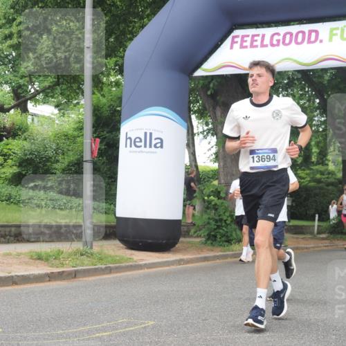 29.06.2025 - hella hamburg halbmarathon KatJ http://msf.ph/oto/8512938 29.06.2025 10:45:08 Zwischen KM18-KM19 2606 meine-sportfotos.de