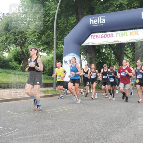 29.06.2025 - hella hamburg halbmarathon KatJ http://msf.ph/oto/8513158 29.06.2025 10:45:17 Zwischen KM18-KM19 1319, 4319, 4379, 4708, 5084, 6138, 6147, 6531, 8744 meine-sportfotos.de
