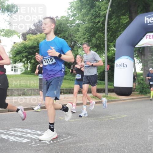29.06.2025 - hella hamburg halbmarathon KatJ http://msf.ph/oto/8513276 29.06.2025 10:45:21 Zwischen KM18-KM19 1319, 4708, 4767, 5084, 6138, 6147, 7189, 8744 meine-sportfotos.de