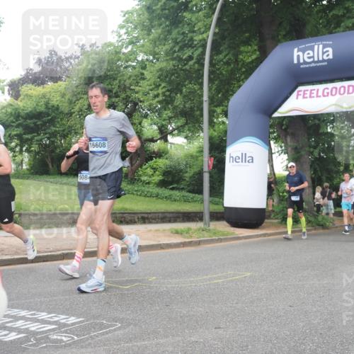 29.06.2025 - hella hamburg halbmarathon KatJ http://msf.ph/oto/8513293 29.06.2025 10:45:21 Zwischen KM18-KM19 1319, 4708, 4767, 5084, 6138, 6147, 7189, 8744 meine-sportfotos.de