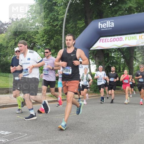29.06.2025 - hella hamburg halbmarathon KatJ http://msf.ph/oto/8513376 29.06.2025 10:45:24 Zwischen KM18-KM19 1319, 2159, 4767, 5084, 6138, 7189 meine-sportfotos.de