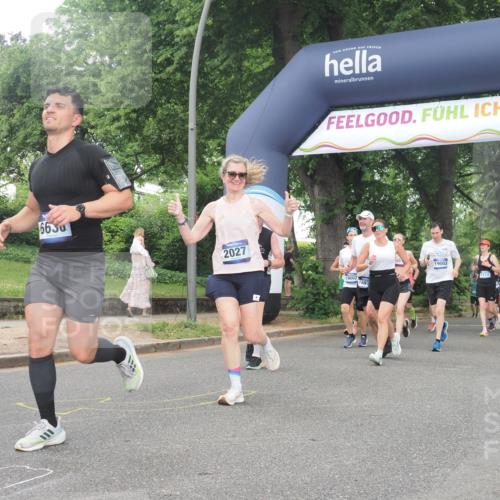29.06.2025 - hella hamburg halbmarathon KatJ http://msf.ph/oto/8513669 29.06.2025 10:45:37 Zwischen KM18-KM19 1642, 2027, 2584, 2759, 2855, 3114, 4550, 5675, 6636, 7138 meine-sportfotos.de