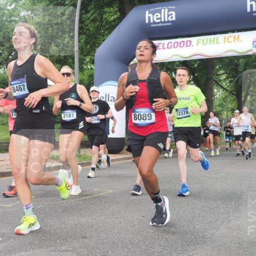 29.06.2025 - hella hamburg halbmarathon KatJ http://msf.ph/oto/8514253 29.06.2025 10:46:03 Zwischen KM18-KM19 2957, 3181, 6208, 7259, 7287, 8089 meine-sportfotos.de