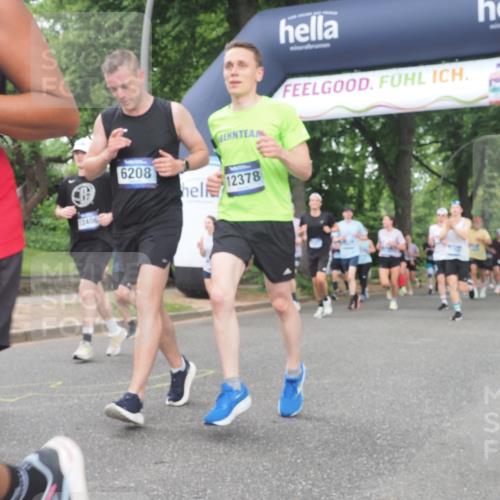 29.06.2025 - hella hamburg halbmarathon KatJ http://msf.ph/oto/8514281 29.06.2025 10:46:04 Zwischen KM18-KM19 2957, 3181, 3425, 6208, 6997, 7259, 7287, 8089 meine-sportfotos.de