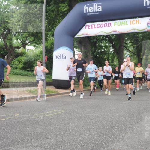 29.06.2025 - hella hamburg halbmarathon KatJ http://msf.ph/oto/8514305 29.06.2025 10:46:05 Zwischen KM18-KM19 2957, 3181, 3425, 6208, 6997, 7259, 7287, 8089 meine-sportfotos.de