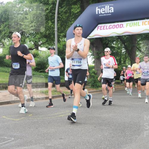 29.06.2025 - hella hamburg halbmarathon KatJ http://msf.ph/oto/8514348 29.06.2025 10:46:07 Zwischen KM18-KM19 3181, 3425, 3983, 4502, 6208, 6997, 7259, 7287, 8089 meine-sportfotos.de