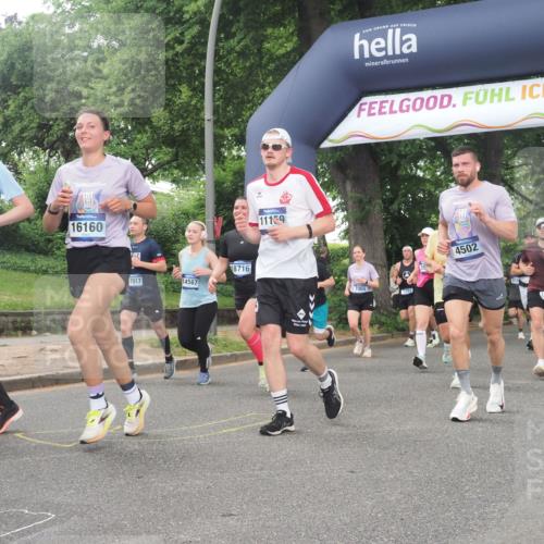 29.06.2025 - hella hamburg halbmarathon KatJ http://msf.ph/oto/8514378 29.06.2025 10:46:07 Zwischen KM18-KM19 3181, 3425, 3983, 4502, 6208, 6997, 7259, 7287, 8089 meine-sportfotos.de