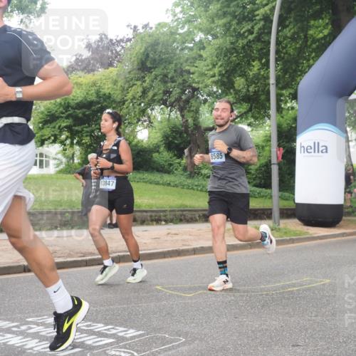 29.06.2025 - hella hamburg halbmarathon KatJ http://msf.ph/oto/8514497 29.06.2025 10:46:11 Zwischen KM18-KM19 3425, 3983, 4502, 6997, 7065, 7287, 8585 meine-sportfotos.de
