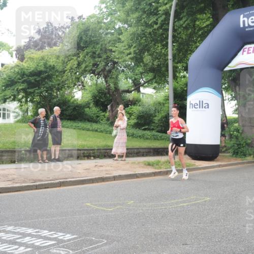 29.06.2025 - hella hamburg halbmarathon KatJ http://msf.ph/oto/8514536 29.06.2025 10:46:13 Zwischen KM18-KM19 2780, 3983, 4502, 6220, 7065, 8585 meine-sportfotos.de