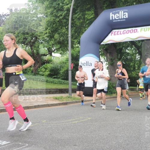 29.06.2025 - hella hamburg halbmarathon KatJ http://msf.ph/oto/8514616 29.06.2025 10:46:15 Zwischen KM18-KM19 2780, 6220, 7065, 8585 meine-sportfotos.de