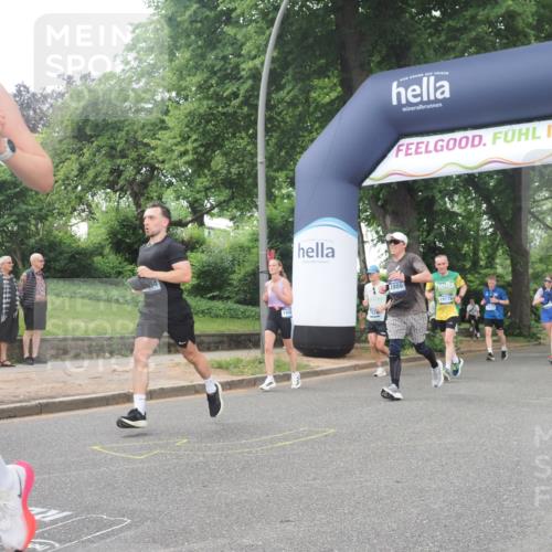 29.06.2025 - hella hamburg halbmarathon KatJ http://msf.ph/oto/8514717 29.06.2025 10:46:20 Zwischen KM18-KM19 2780, 4986, 6220, 8030 meine-sportfotos.de