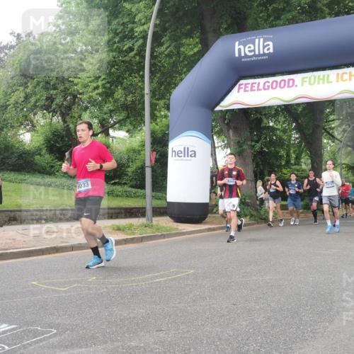 29.06.2025 - hella hamburg halbmarathon KatJ http://msf.ph/oto/8515026 29.06.2025 10:46:34 Zwischen KM18-KM19 4238, 6033, 6438, 6754, 8326 meine-sportfotos.de