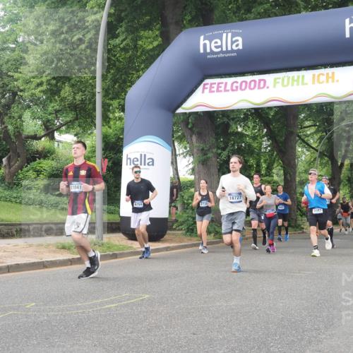 29.06.2025 - hella hamburg halbmarathon KatJ http://msf.ph/oto/8515054 29.06.2025 10:46:36 Zwischen KM18-KM19 1019, 1544, 2730, 4238, 6033, 6087, 6438, 6754, 8326 meine-sportfotos.de