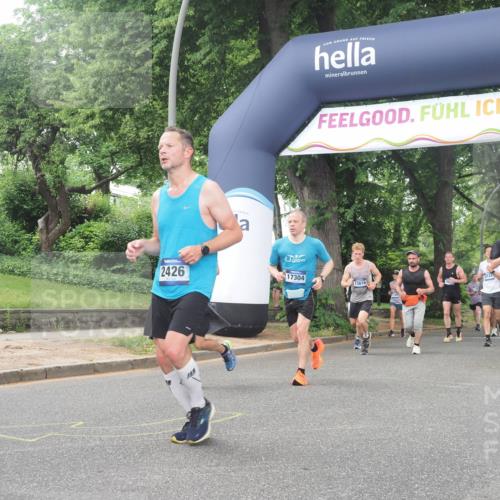 29.06.2025 - hella hamburg halbmarathon KatJ http://msf.ph/oto/8515214 29.06.2025 10:46:41 Zwischen KM18-KM19 1019, 1544, 2426, 2730, 6087, 6754 meine-sportfotos.de