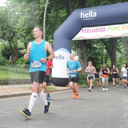 29.06.2025 - hella hamburg halbmarathon KatJ http://msf.ph/oto/8515219 29.06.2025 10:46:42 Zwischen KM18-KM19 1019, 1544, 2426, 2730, 6087, 6754 meine-sportfotos.de