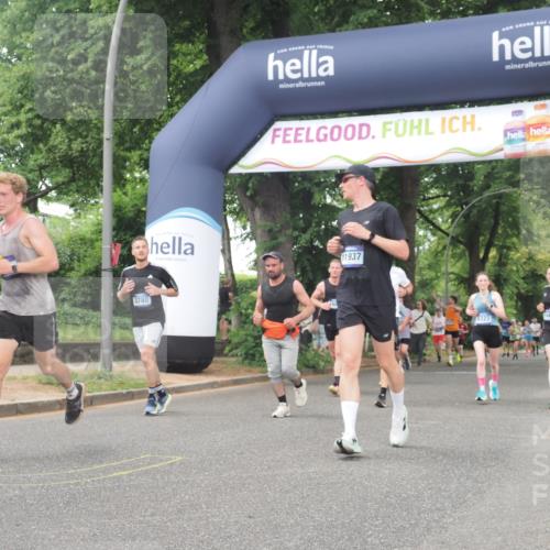 29.06.2025 - hella hamburg halbmarathon KatJ http://msf.ph/oto/8515311 29.06.2025 10:46:43 Zwischen KM18-KM19 1019, 1544, 2426, 2730, 3780, 6087, 6327 meine-sportfotos.de