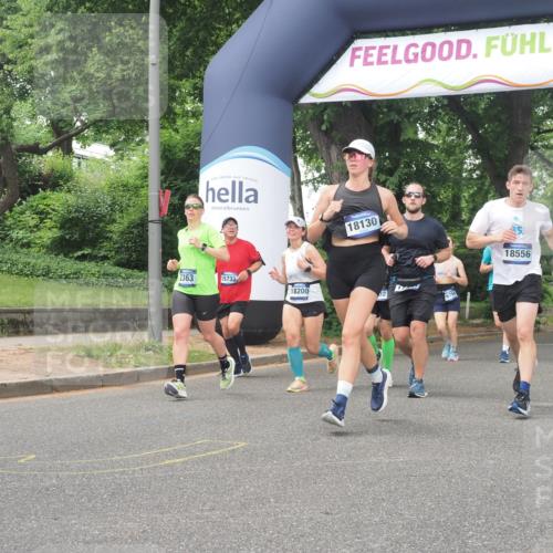 29.06.2025 - hella hamburg halbmarathon KatJ http://msf.ph/oto/8515607 29.06.2025 10:46:57 Zwischen KM18-KM19 1681, 2091, 2363, 4013, 6757, 7476, 8531 meine-sportfotos.de