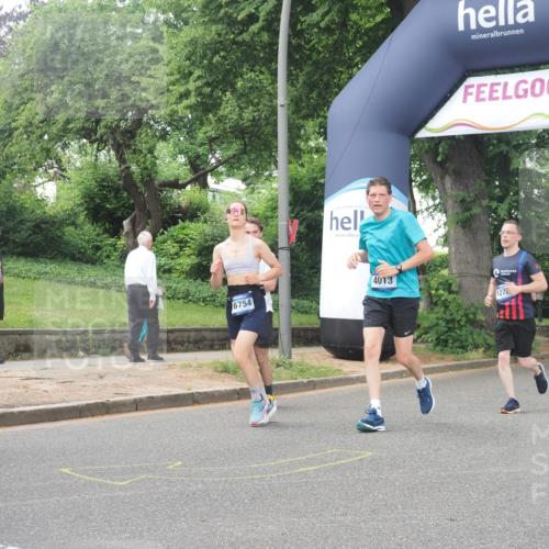 29.06.2025 - hella hamburg halbmarathon KatJ http://msf.ph/oto/8515655 29.06.2025 10:47:00 Zwischen KM18-KM19 1681, 2091, 2363, 3169, 3698, 4013, 5347, 6757 meine-sportfotos.de