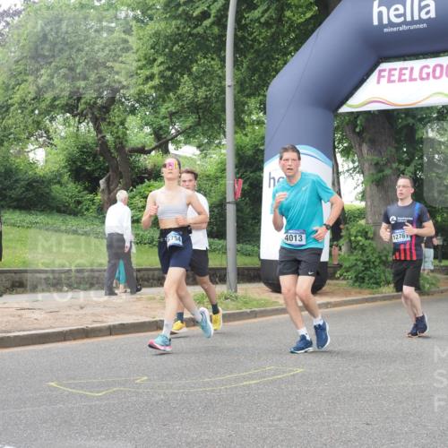 29.06.2025 - hella hamburg halbmarathon KatJ http://msf.ph/oto/8515664 29.06.2025 10:47:00 Zwischen KM18-KM19 1681, 2091, 2363, 3169, 3698, 4013, 5347, 6757 meine-sportfotos.de