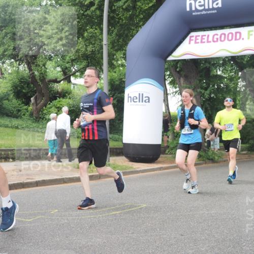 29.06.2025 - hella hamburg halbmarathon KatJ http://msf.ph/oto/8515702 29.06.2025 10:47:01 Zwischen KM18-KM19 1681, 2091, 2363, 3169, 3698, 4013, 5347, 6757 meine-sportfotos.de