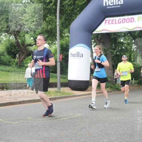 29.06.2025 - hella hamburg halbmarathon KatJ http://msf.ph/oto/8515705 29.06.2025 10:47:02 Zwischen KM18-KM19 1681, 2167, 2363, 3169, 3698, 4013, 5347, 6757 meine-sportfotos.de