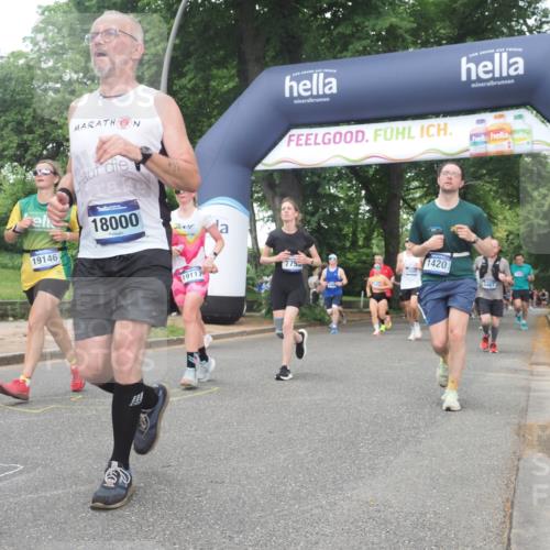 29.06.2025 - hella hamburg halbmarathon KatJ http://msf.ph/oto/8516465 29.06.2025 10:47:28 Zwischen KM18-KM19 1420, 2391, 4592, 5839, 6201, 6487, 7759, 8191, 8662 meine-sportfotos.de