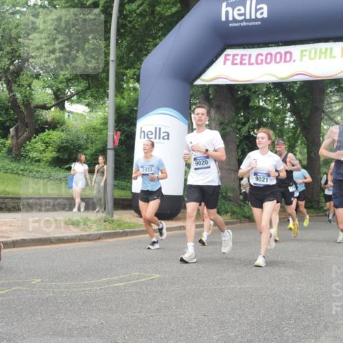 29.06.2025 - hella hamburg halbmarathon KatJ http://msf.ph/oto/8516634 29.06.2025 10:47:35 Zwischen KM18-KM19 1364, 1653, 3097, 4068, 4592, 6487, 6921, 7033, 8191 meine-sportfotos.de