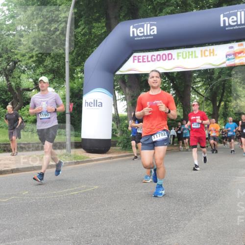 29.06.2025 - hella hamburg halbmarathon KatJ http://msf.ph/oto/8516945 29.06.2025 10:47:47 Zwischen KM18-KM19 1006, 1190, 1414, 2011, 2322, 2323, 8483 meine-sportfotos.de