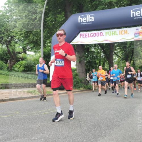 29.06.2025 - hella hamburg halbmarathon KatJ http://msf.ph/oto/8517018 29.06.2025 10:47:49 Zwischen KM18-KM19 1190, 1414, 2322, 2323, 8421, 8422, 8483 meine-sportfotos.de