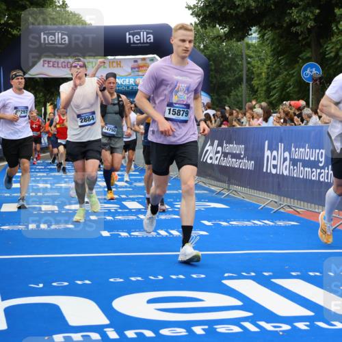 29.06.2025 - hella hamburg halbmarathon Strokosch-Dieckow http://msf.ph/oto/8517038 29.06.2025 10:55:02 Ziel 2448, 2884, 3041, 3652, 3791, 3945, 4249, 4616, 4938, 5020, 6355, 6433, 8514, 8691, 8698, 9060, 9361, 9380, 10191, 10192, 10266, 11333, 11747, 11976, 12248, 12961, 13297, 13988, 14638, 14750, 14845, 14948, 15126, 15156, 15879, 16047, 16108, 16630, 17803, 17842, 18181, 18325 meine-sportfotos.de