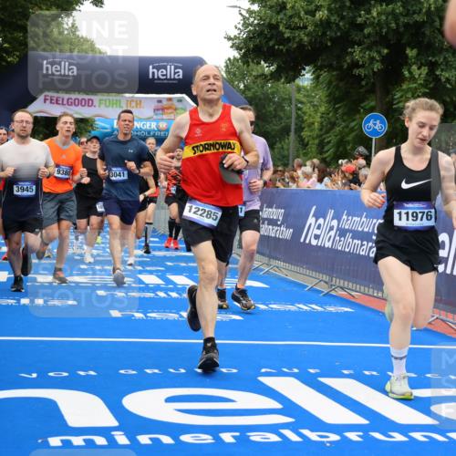 29.06.2025 - hella hamburg halbmarathon Strokosch-Dieckow http://msf.ph/oto/8517187 29.06.2025 10:55:06 Ziel 1549, 1628, 2119, 2448, 2884, 3041, 3791, 3945, 4249, 4616, 4903, 4938, 6355, 8691, 8973, 9060, 9361, 9380, 10188, 10191, 10192, 10582, 11333, 11747, 11976, 12248, 12961, 13297, 14750, 14834, 14948, 15126, 15854, 15879, 16108, 16630, 17803, 17842, 18031, 18966 meine-sportfotos.de