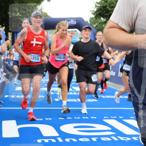 29.06.2025 - hella hamburg halbmarathon Strokosch-Dieckow http://msf.ph/oto/8517283 29.06.2025 10:55:08 Ziel 1549, 1628, 2119, 2448, 2884, 3041, 3791, 3945, 4903, 4938, 6355, 6891, 8691, 8973, 9060, 9361, 9380, 10188, 10191, 10192, 10582, 11333, 11747, 11976, 12248, 12961, 13297, 14750, 14834, 14948, 15126, 15854, 15879, 16108, 16521, 16630, 17803, 17842, 18031, 18966 meine-sportfotos.de