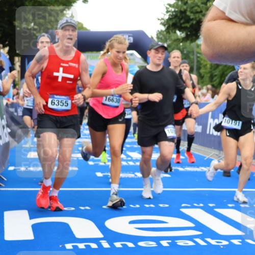 29.06.2025 - hella hamburg halbmarathon Strokosch-Dieckow http://msf.ph/oto/8517289 29.06.2025 10:55:08 Ziel 1549, 1628, 2119, 2448, 2884, 3041, 3791, 3945, 4903, 4938, 6355, 6891, 8691, 8973, 9060, 9361, 9380, 10188, 10191, 10192, 10582, 11333, 11747, 11976, 12248, 12961, 13297, 14750, 14834, 14948, 15126, 15854, 15879, 16108, 16521, 16630, 17803, 17842, 18031, 18966 meine-sportfotos.de