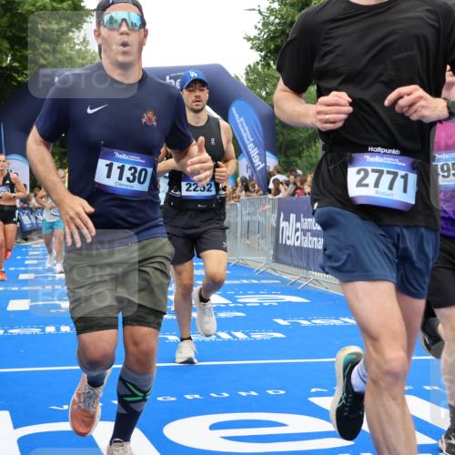 29.06.2025 - hella hamburg halbmarathon Strokosch-Dieckow http://msf.ph/oto/8517646 29.06.2025 10:55:26 Ziel 1130, 2252, 2771, 4189, 4951, 5287, 5319, 6591, 6938, 8487, 8573, 11554, 12526, 12544, 12584, 13234, 13236, 13267, 14036, 14592, 16213, 16334, 16609, 16985, 17603, 17940, 18290 meine-sportfotos.de