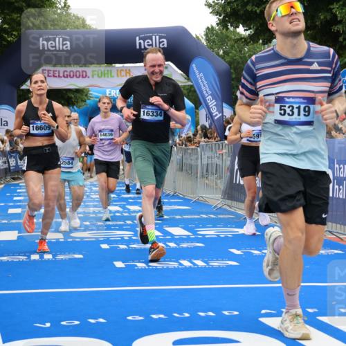29.06.2025 - hella hamburg halbmarathon Strokosch-Dieckow http://msf.ph/oto/8517669 29.06.2025 10:55:28 Ziel 1130, 2252, 2771, 3037, 4189, 4951, 5287, 5319, 6591, 6938, 8487, 8573, 11554, 11568, 12196, 12544, 12584, 13234, 13236, 13267, 14036, 14592, 16110, 16213, 16334, 16609, 16985, 17603, 17615, 17940 meine-sportfotos.de