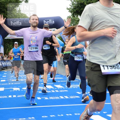 29.06.2025 - hella hamburg halbmarathon Strokosch-Dieckow http://msf.ph/oto/8517850 29.06.2025 10:55:35 Ziel 1120, 1143, 1834, 2955, 2982, 3037, 4897, 5319, 6591, 6924, 8255, 8573, 8618, 10212, 11039, 11554, 11568, 12196, 12483, 12515, 12544, 12584, 13267, 14036, 14592, 14909, 15896, 16110, 16334, 16609, 17615, 18064, 18190 meine-sportfotos.de