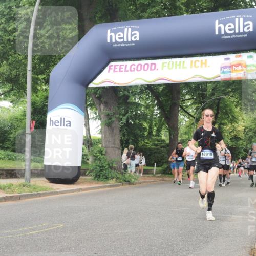 29.06.2025 - hella hamburg halbmarathon KatJ http://msf.ph/oto/8517991 29.06.2025 10:48:21 Zwischen KM18-KM19 2911, 5613, 5870, 7306, 8177 meine-sportfotos.de