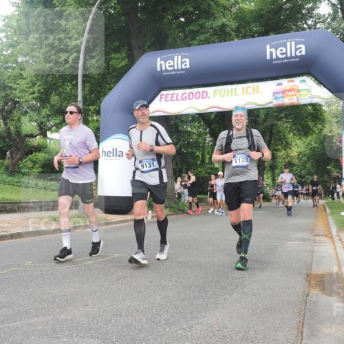 29.06.2025 - hella hamburg halbmarathon KatJ http://msf.ph/oto/8518153 29.06.2025 10:48:26 Zwischen KM18-KM19 1128, 2591 meine-sportfotos.de