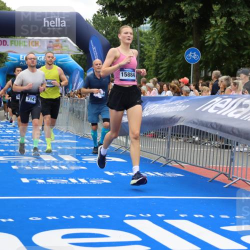 29.06.2025 - hella hamburg halbmarathon Strokosch-Dieckow http://msf.ph/oto/8518312 29.06.2025 10:55:54 Ziel 1179, 2612, 3042, 3256, 3668, 4772, 7147, 7976, 8968, 9246, 10084, 13474, 14867, 15184, 15868, 15884, 16176, 16401, 16434, 16786, 18125, 18867, 19047 meine-sportfotos.de