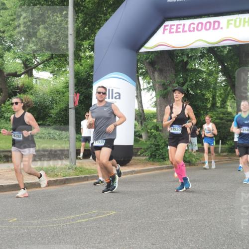 29.06.2025 - hella hamburg halbmarathon KatJ http://msf.ph/oto/8518313 29.06.2025 10:48:33 Zwischen KM18-KM19 1135, 2447, 6391, 6414, 6415, 8068, 8364 meine-sportfotos.de
